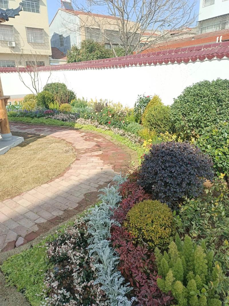 園林綠化工程施工全解析 從現(xiàn)場到景觀的匠心營造